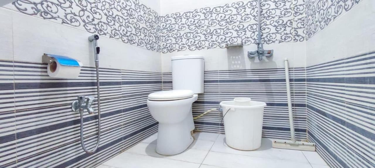 Swat Guest House Mingora Bagian luar foto