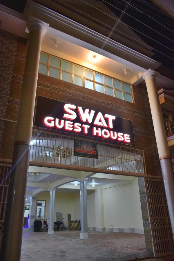 Swat Guest House Mingora Bagian luar foto