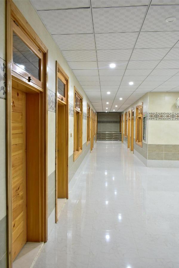 Swat Guest House Mingora Bagian luar foto
